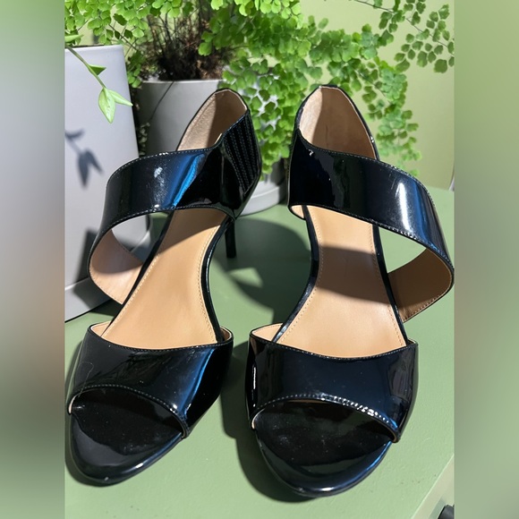 Calvin Klein Laine patent leather open toe pumps Size 9 - Picture 4 of 9